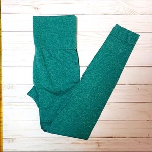 Dupe seamless contour NVGTN Leggings